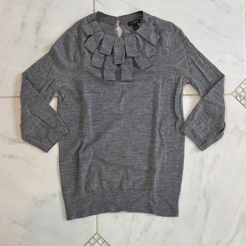 Ann Taylor Gray Crew Neck Sweater